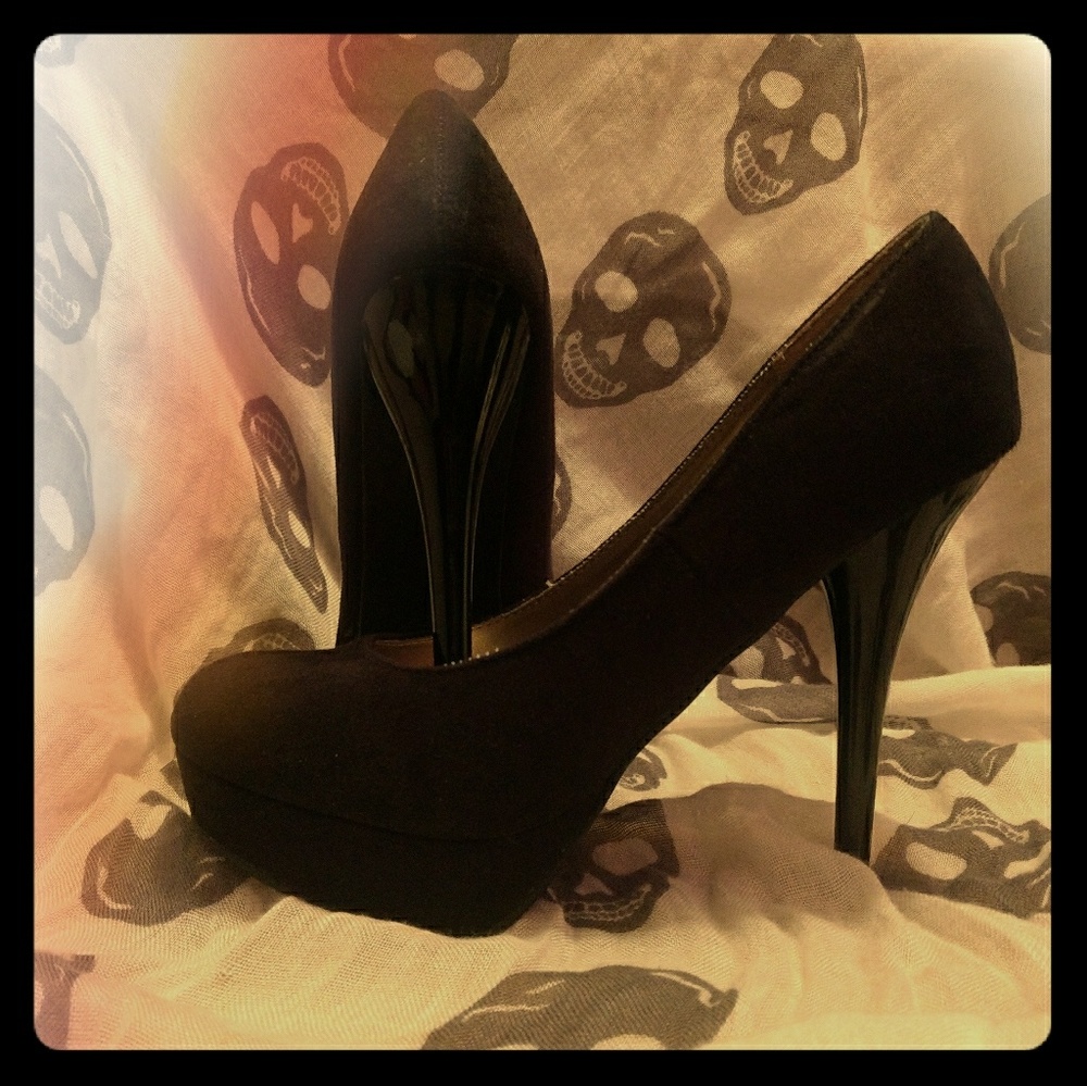 Faux suede pumps